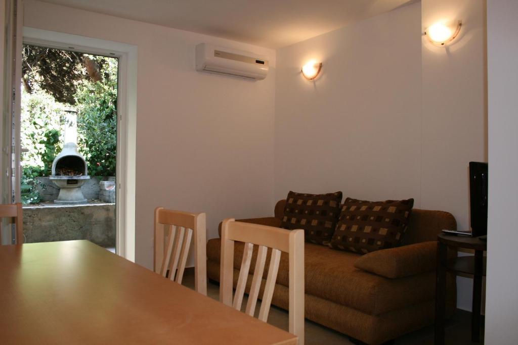 Apartments Mrduljas Σπλιτ Δωμάτιο φωτογραφία